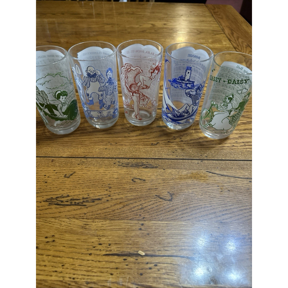 LOT OF 5 VINTAGE 1950'S HAZEL ATLAS BARWARE MELODY SONG GLASSES SINGING TUMBLERS